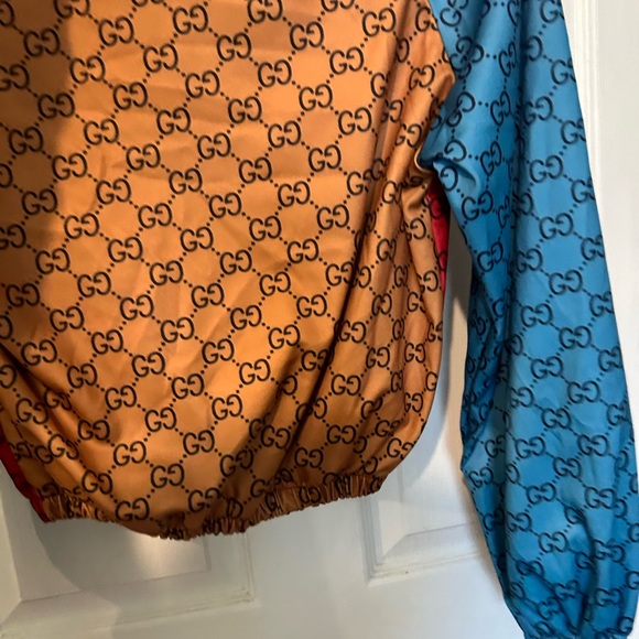 Gucci Light multi color Monogram Jacket sz Small - Picture 7 of 11